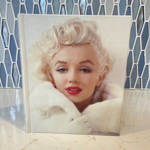 Milton’s Marilyn 💋